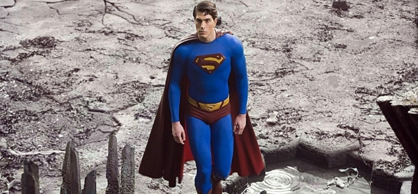 Список лучшей фантастики в стиле приключенческого экшена: Возвращение Супермена (2006)