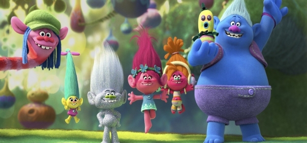 Список лучших мультфильмов про маленьких человечков: Тролли (2016)