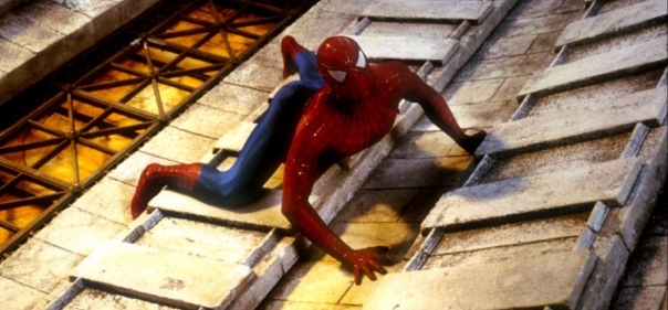 Список лучших фантастических фильмов про юных людей, получивших сверхспособности и ставших супер-героями: Человек-паук (2002)