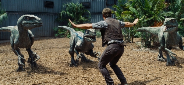 Список лучших фантастических фильмов про создание динозавров: Мир Юрского периода (2015)