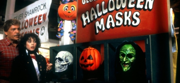 Список лучших фантастических фильмов ужасов: Хэллоуин 3: Сезон ведьм (1982)