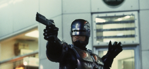 Фильмы 20 века жанра фантастика, новые версии которых актуально сделать частью больших киновселенных: Робокоп (1987)